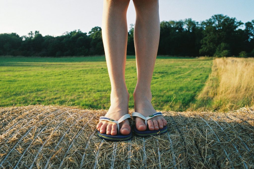 Flip flops in summers - health tips for summer for women