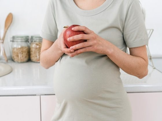 Impact of Maternal Diet on Baby's Birth Weight - women health hub